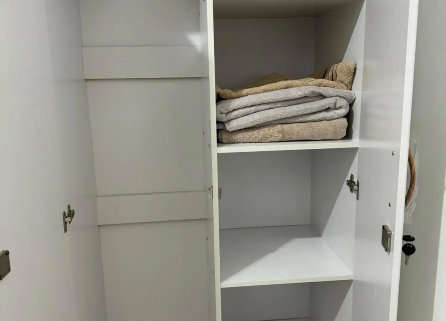 Apartment One Bhk - Spacious & Entire Place Abu Dhabi