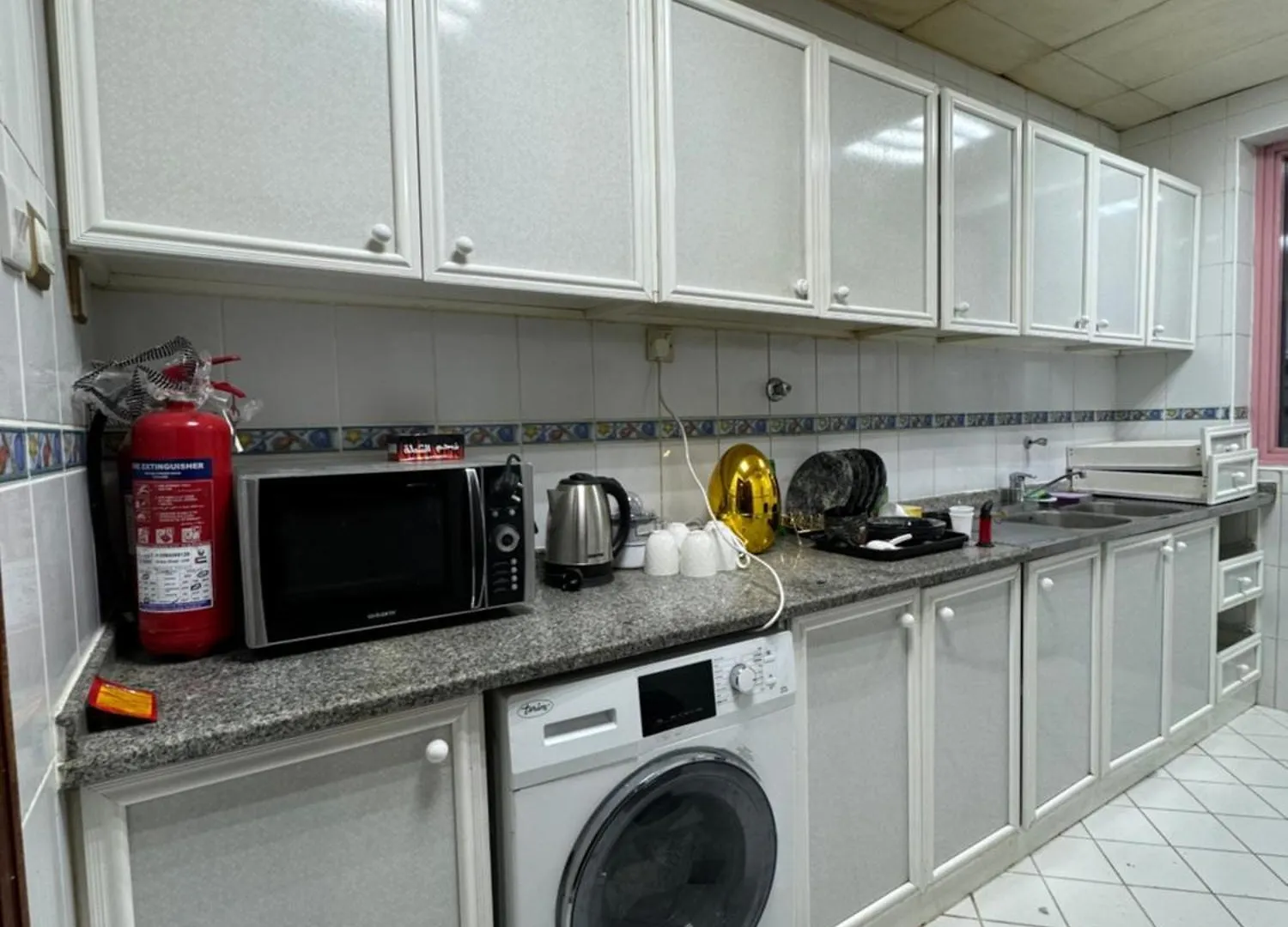 One Bhk - Spacious & Entire Place Abu Dhabi Apartment
